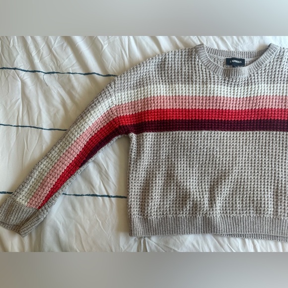 Express Cropped Chenille Crewneck Sweater - Picture 2 of 12